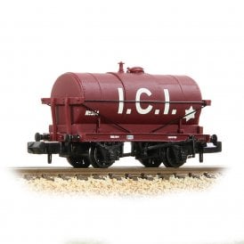 Graham Farish 14T Tank Wagon 'ICI' Maroon '314'