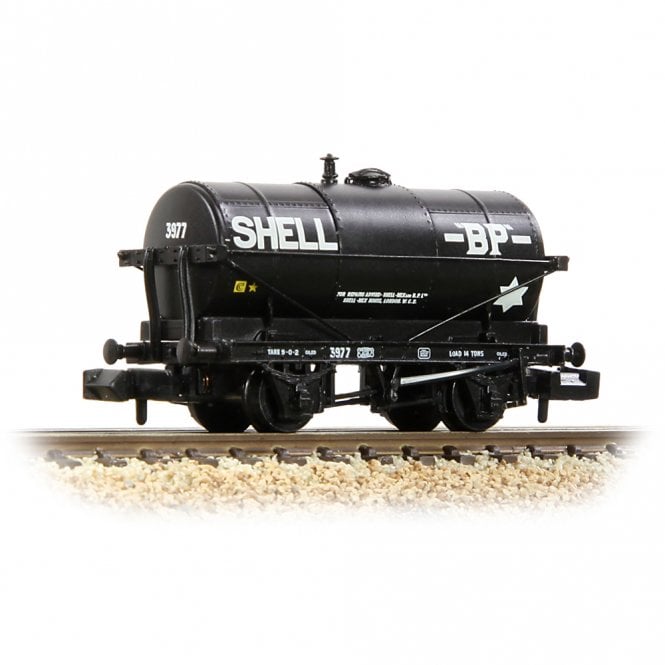 Graham Farish 14T Tank Wagon 'Shell/BP' Black '3977'