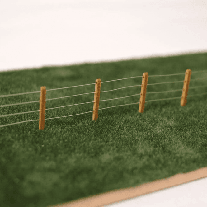 Scale Model Scenery 4ft Fence Posts (pre-drilled) – Laser-cut kit (OO)