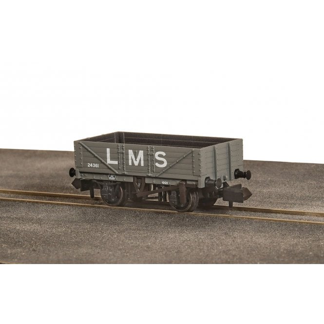 Peco 5 Plank 9ft Open Wagon - LMS Grey