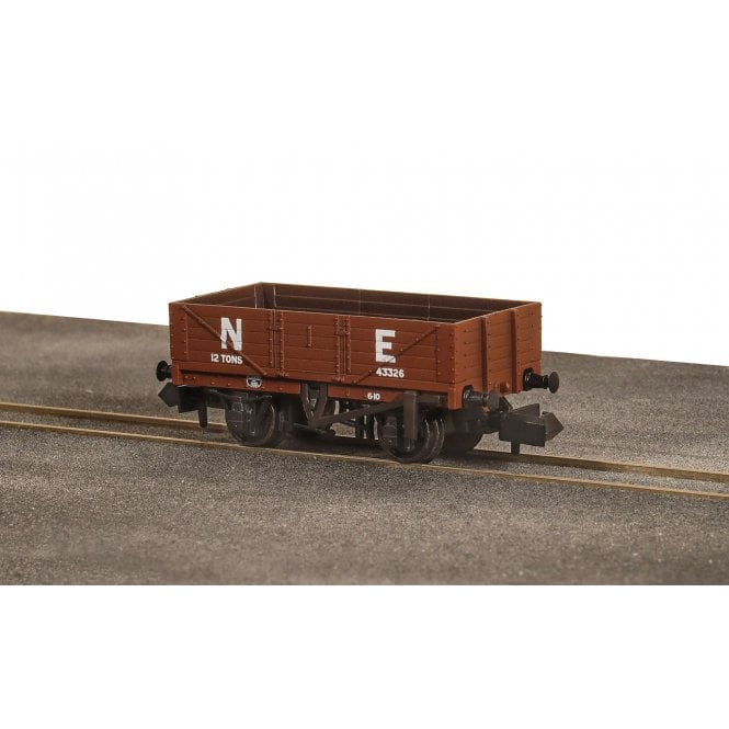 Peco 5 Plank 9ft Open Wagon - NE Brown