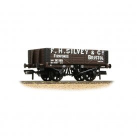 5 Plank Wagon Wooden Floor 'F. H. Silvey & Co.' Brown (OO)