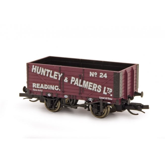 Peco 7-Plank Open Wagon Huntley & Palmers Ltd, Reading 'No.24' (TT)