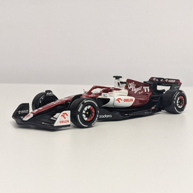 Bburago Alfa Romeo F1 C42 #77 Valtteri Bottas 2022 (1:43)