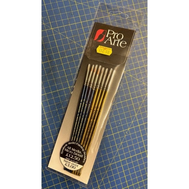 ProArte All Media & Micro Detail Brush Pack (8 brushes)