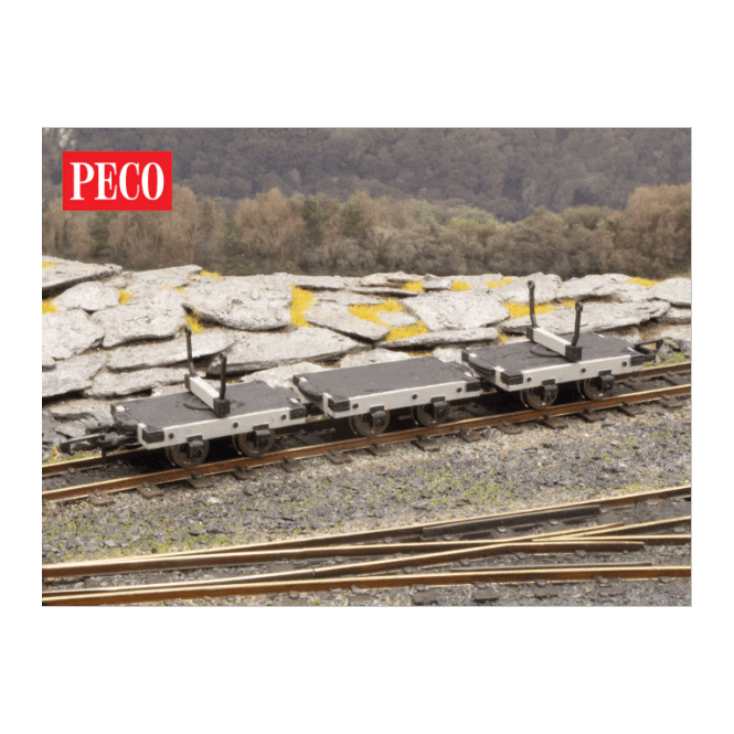 Peco Bolster Wagons (3) (O-16.5)