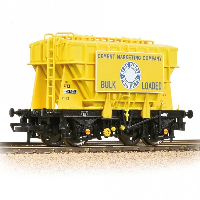 Bachmann BR 22T 'Presflo' Cement Wagon 'Blue Circle Cement' Yellow