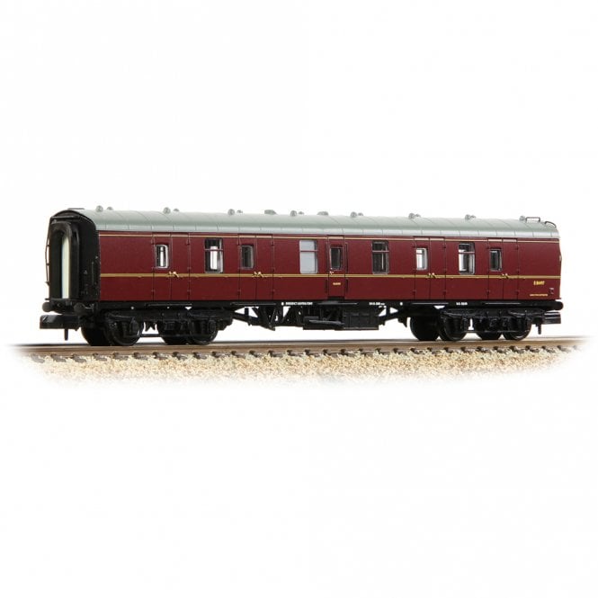 Graham Farish BR Mk1 BG Brake Gangwayed BR Maroon E81497