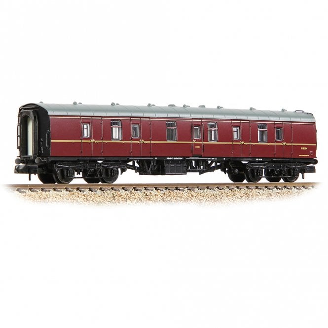 Graham Farish BR Mk1 BG Brake Gangwayed BR Maroon No. M81314