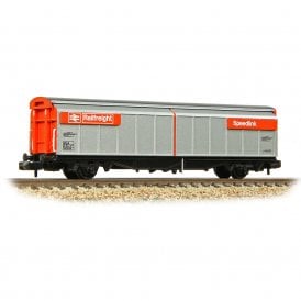 BR VGA Van BR Railfreight Red & Grey (Speedlink) 210538 (N)