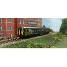 Dapol Class 153 No 153302 Wessex Trains Black/Gold