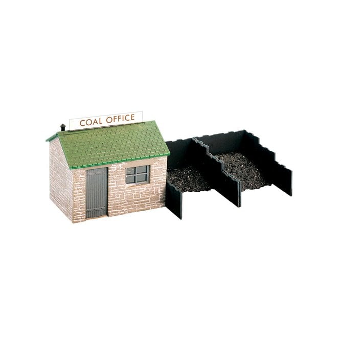 Wills Coal Yard & Hut - Includes Plastic Coal