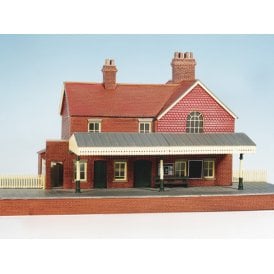 Country Station - Brick Built - With Platform