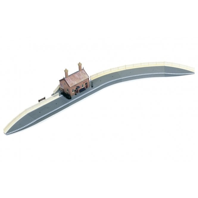 Hornby Country Station (OO)