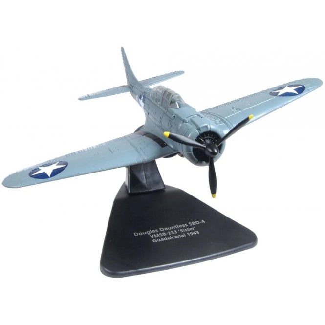 Oxford Diecast Douglas Dauntless VMSB-233 Sister Guadalcanal, 1943 (1:72)