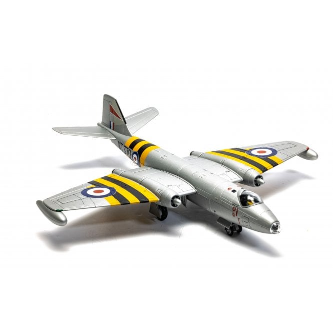 Corgi EE Canberra B.6, WT370 Operation Musketeer 1956 (1:72)