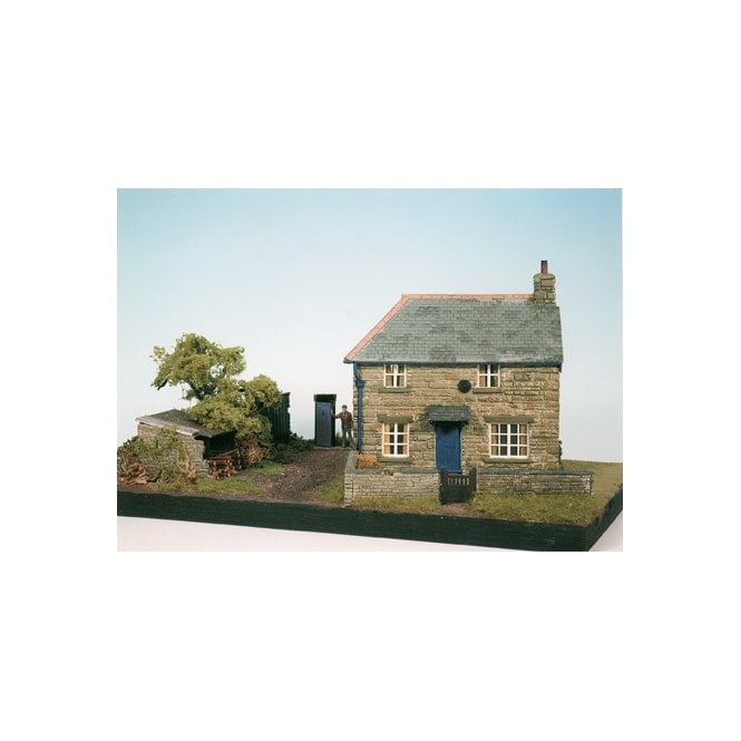 Wills Farm Cottage Scene