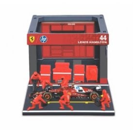 Ferarri F1 SF-25 #44 Hamilton 2025 Pit Pass Diorama (1:43)