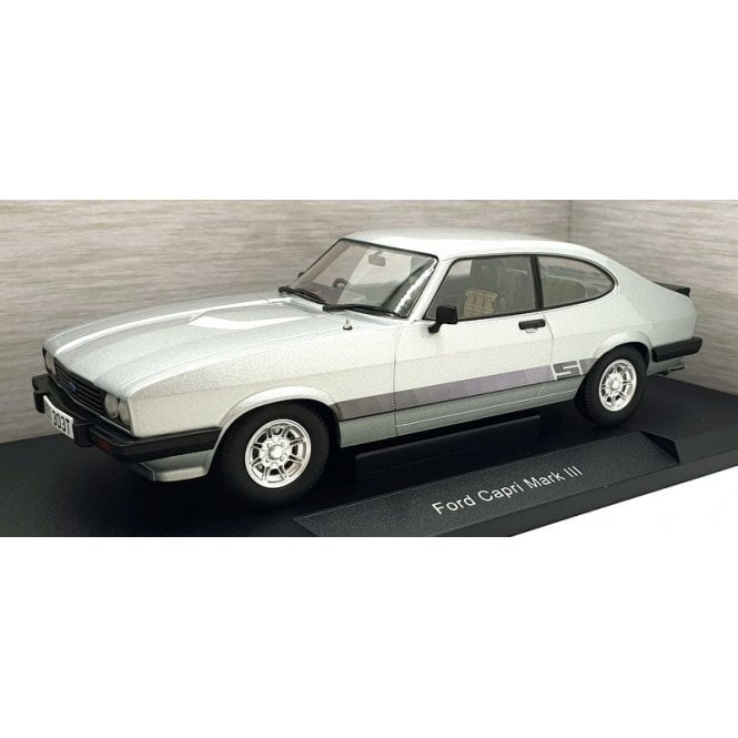 Model Car Group (MCG) Ford Capri MkIII 3.0 S - Strato Silver RHD (1:18)