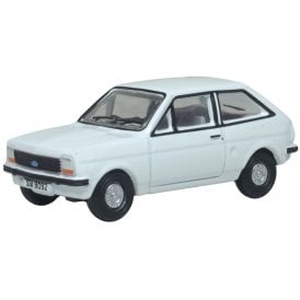 Ford Fiesta Mk.1 Diamond White (1:76)