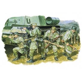 German Grenadiers (East Prussia 1945) (1:35)