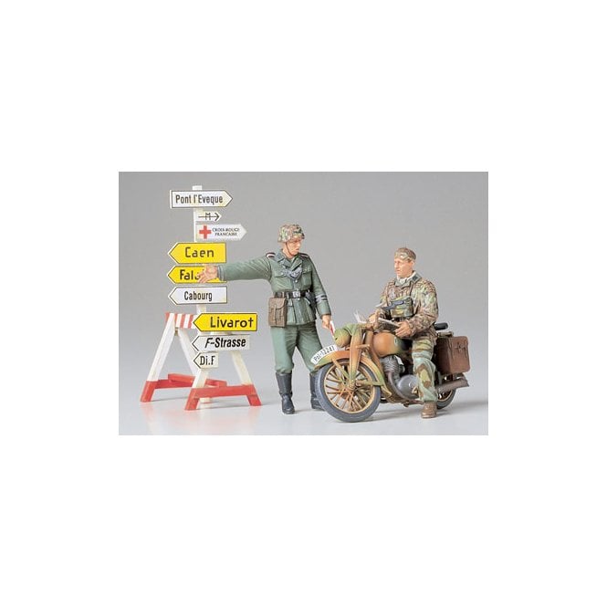 Tamiya German Motorcycle Orderly Set (1:35)