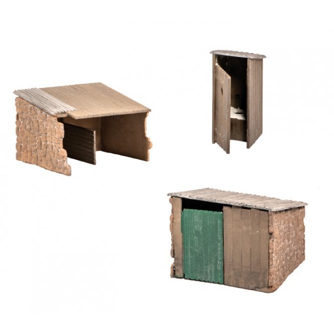 Wills Grotty huts & Privy
