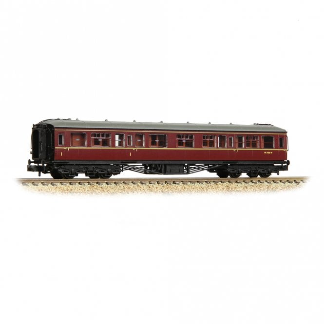 Graham Farish GWR Hawksworth Composite Corridor BR Maroon W7818W