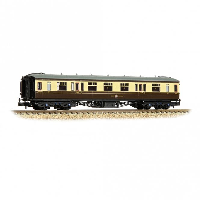 Graham Farish GWR Hawksworth Composite Corridor GWR Chocolate & Cream 7257