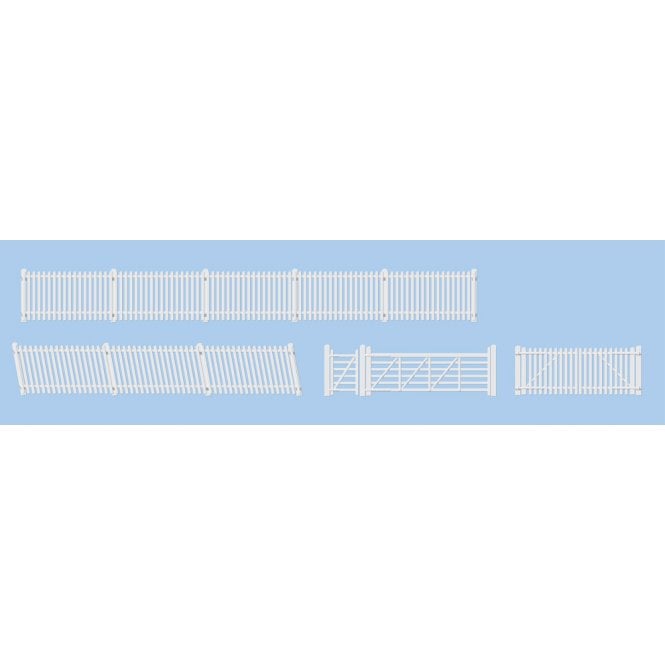 Ratio GWR Station Fencing - White - (inc. gates & ramps)