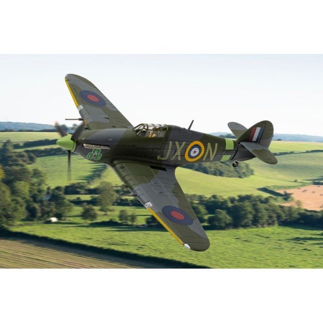 Corgi Hurricane IIC, Z3897 /JX-N, Bill McConnell 1 Sqn 1941(1:72)