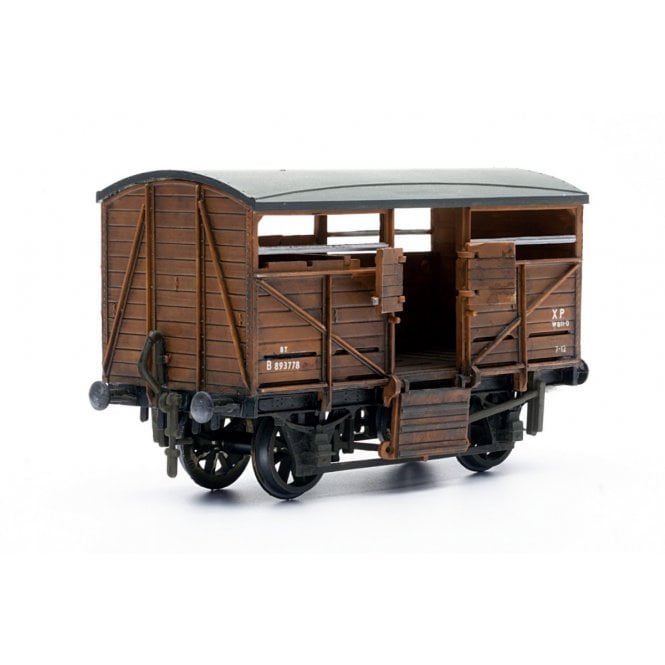 Dapol Kitmaster Cattle Wagon Kit
