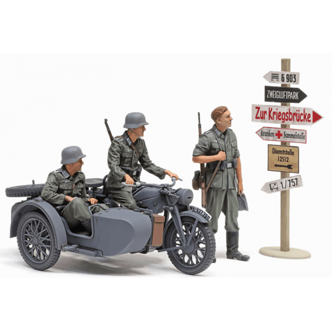 Tamiya KS600 Motorcycle & Sidecar (1:35)