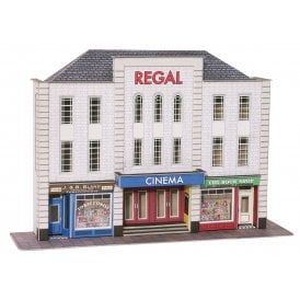 L/R Cinema & Shops - OO Scale