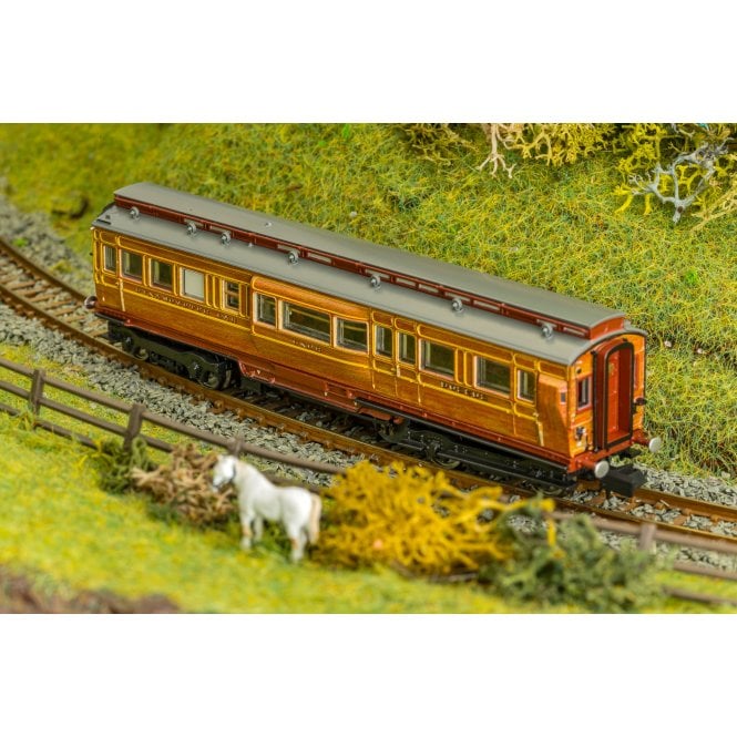 Rapido UK LNER Dynamometer Car No.902502 (Post 1946) (N)