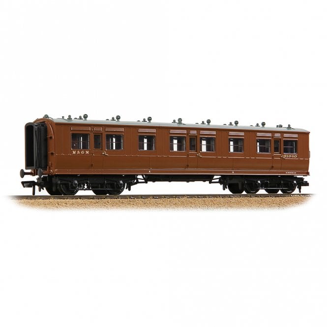 Bachmann LNWR 50ft Arc Roof TC M&GN Brown '81040'