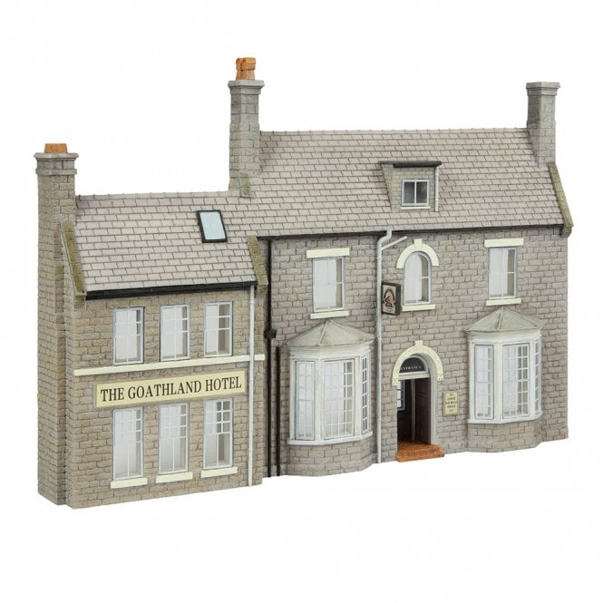 Scenecraft Low Relief Goathland Hotel (OO)