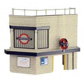 Low Relief Underground Station (OO)