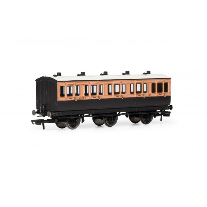 Hornby LSWR, 6 Wheel Coach, 3rd Class, 821 - Era 2