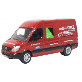 Mercedes Sprinter Parcelforce (1:76)