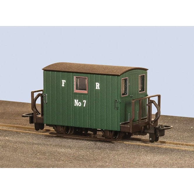 Peco OO-9 Ffestiniog 4-Wheel Quarryman's Coach, 2 Balcony, Green