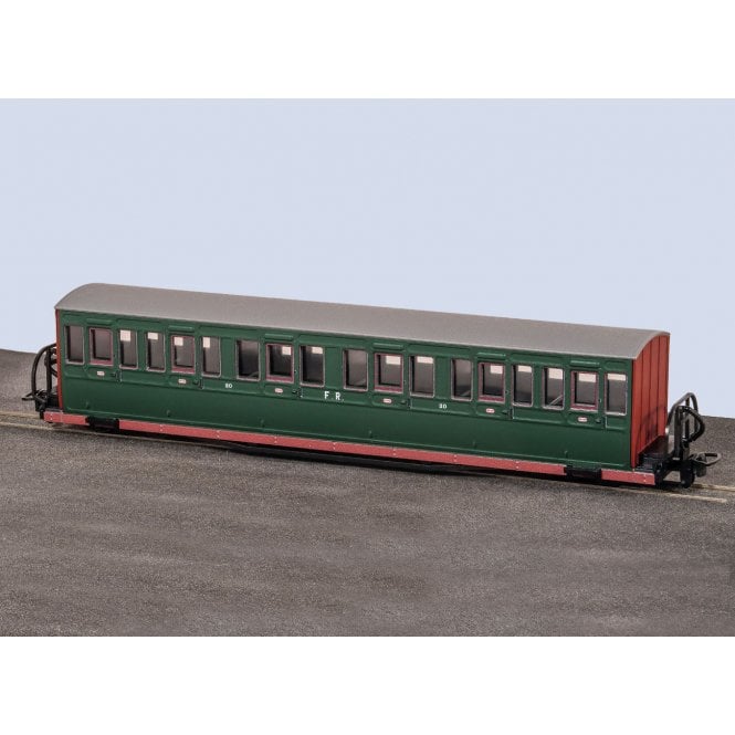 Peco OO-9 Long 'Bowsider' Coach Col Stephens No.20