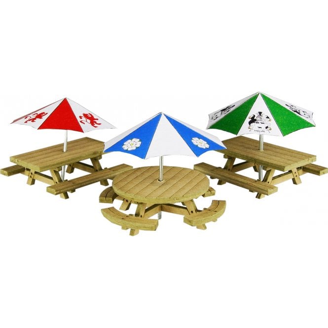 Metcalfe OO Picnic Tables - OO Scale
