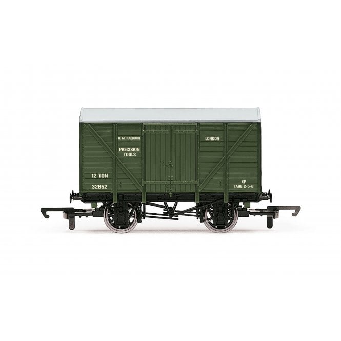 Hornby RailRoad: 12T Box Van O.M.Raeburn Precision Tools London 32652