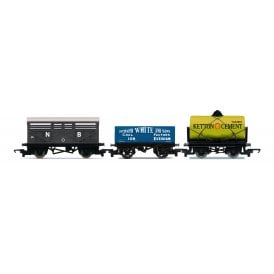 Hornby RailRoad Triple Wagon Pack, Various - Era 3