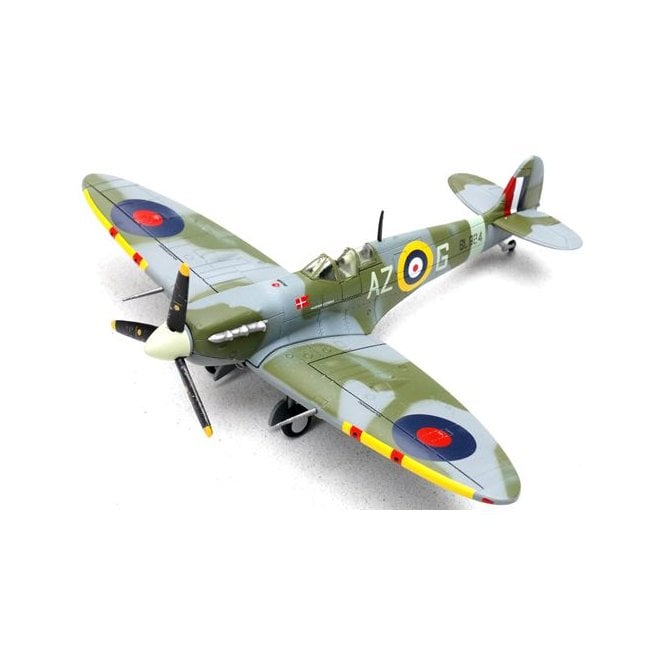 Panzerkampf Spitfire Vb Axel Svendsen 234 Sqn (1:72)