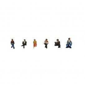 Station Passengers Sitting (N)