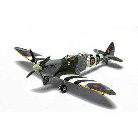 Supermarine Spitfire T9 - MJ627 - Biggin Hill Heritage (1:72)