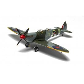 Supermarine Spitfire T9  PV202  Aerial Collective Duxford (1:72)