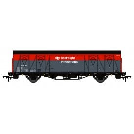 Rapido UK VIX No. 21 70 2380 249-9, Railfreight International red/grey